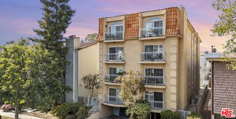 1871 Greenfield Avenue 301 Los Angeles CA 90025