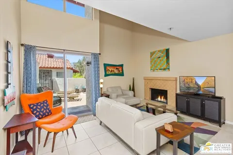 280 S Avenida Caballeros Unit 218, Palm Springs, CA 92262 - MLS#: 25521419PS