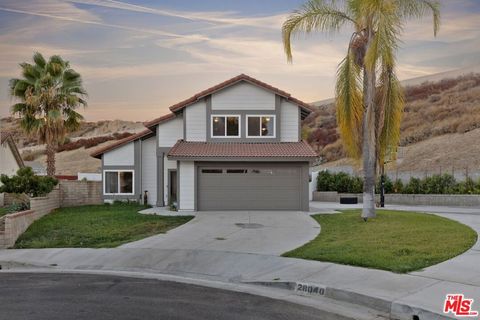 A home in Castaic