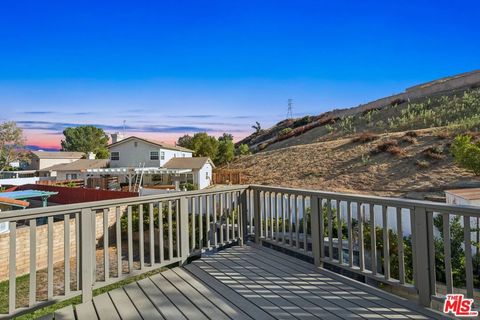 A home in Castaic