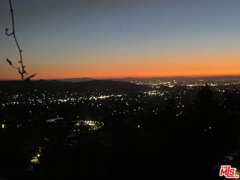 A home in Tujunga