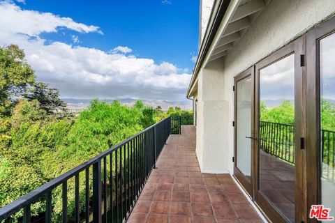 A home in Studio City