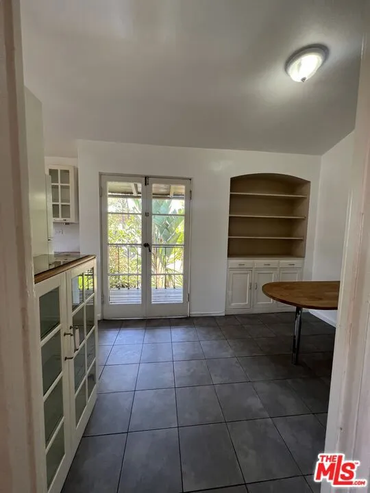 Los Angeles, California 90024, United States, ,1 BathroomBathrooms,Residential,Active,123392