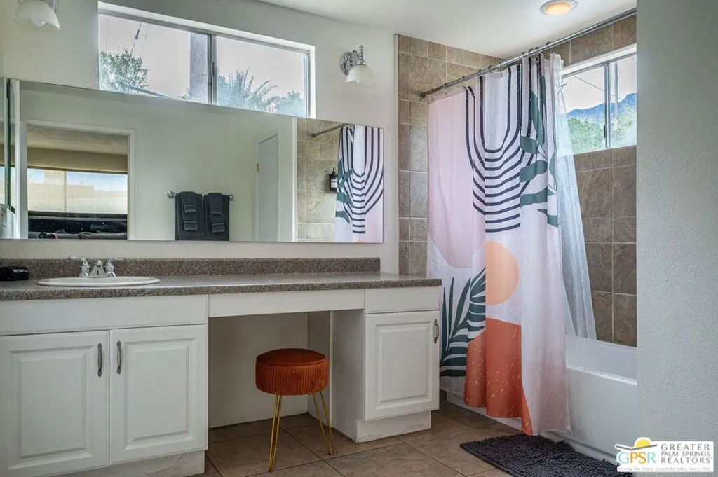 Palm Springs, California 92262, United States, 6 Bedrooms Bedrooms, ,4 BathroomsBathrooms,Residential,Pending,14438