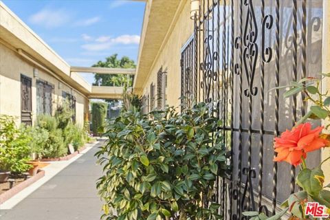 A home in North Hollywood