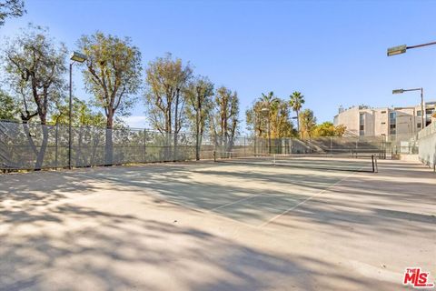 A home in Playa Del Rey