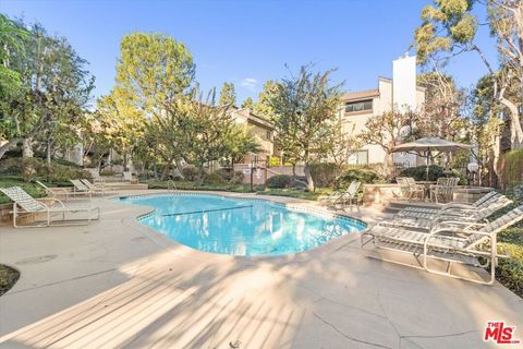 A home in Playa Del Rey