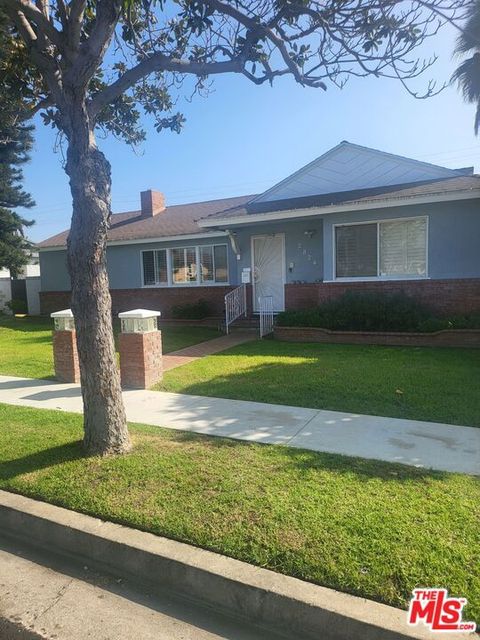 A home in Inglewood