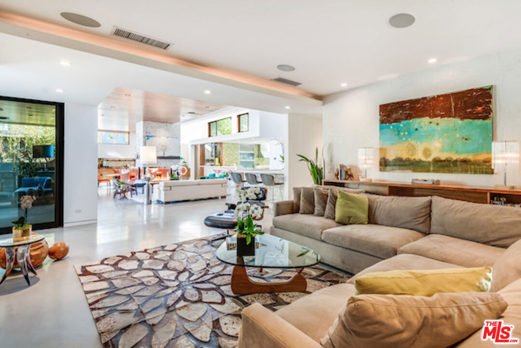 Properties 3 6429 Riggs Place
