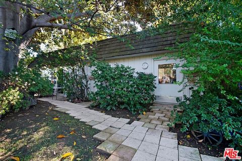 A home in Studio City