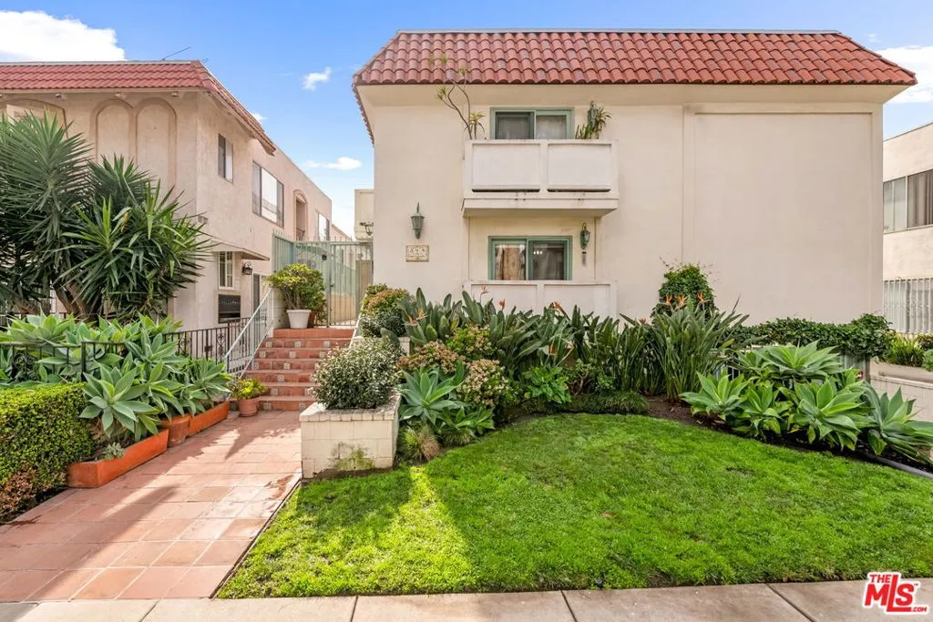 Santa Monica, California 90403, United States, 2 Bedrooms Bedrooms, ,2 BathroomsBathrooms,Residential,Active,314