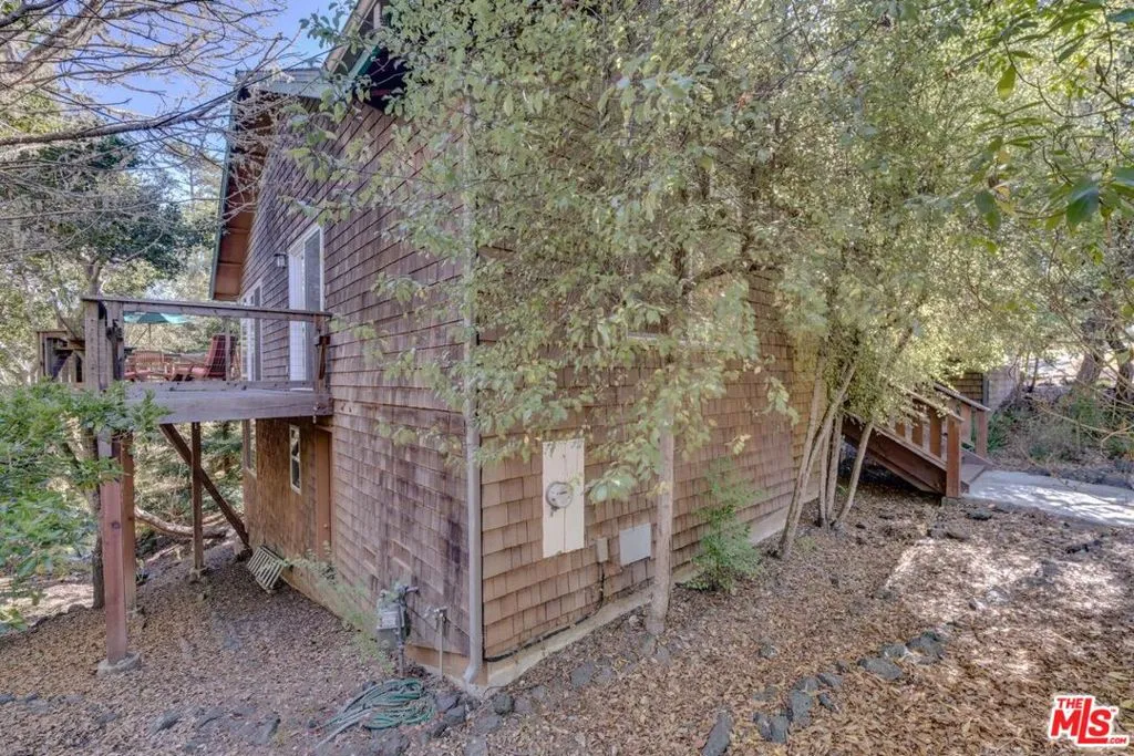 Cambria, California 93428, United States, 3 Bedrooms Bedrooms, ,3 BathroomsBathrooms,Residential,Pending,44759