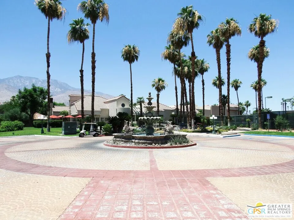 Palm Springs, California 92264, United States, 2 Bedrooms Bedrooms, ,2 BathroomsBathrooms,Residential,Pending,47423