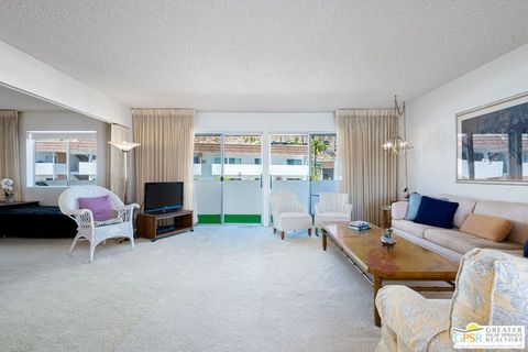 Condominium in Palm Springs CA 2393 Skyview Drive 5.jpg