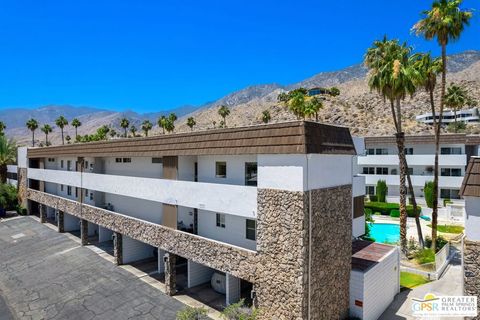 Condominium in Palm Springs CA 2393 Skyview Drive 34.jpg
