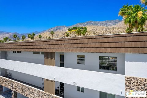 Condominium in Palm Springs CA 2393 Skyview Drive 32.jpg