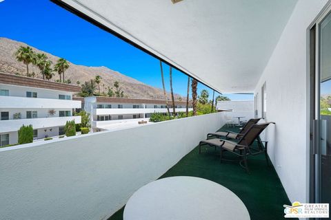 Condominium in Palm Springs CA 2393 Skyview Drive 21.jpg
