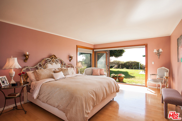 Pacific Palisades, California 90272, United States, 3 Bedrooms Bedrooms, ,3 BathroomsBathrooms,Residential,Active,28313