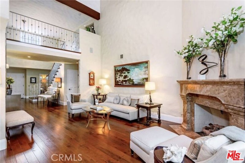 28 Westport