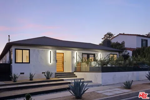 5529 Bradna Drive, Los Angeles, CA 90043 - MLS#: 25491945