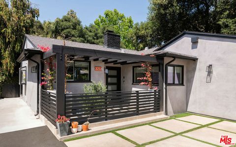 A home in Studio City