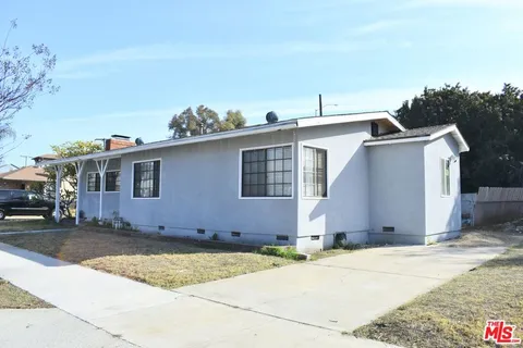 MLS: 25493817