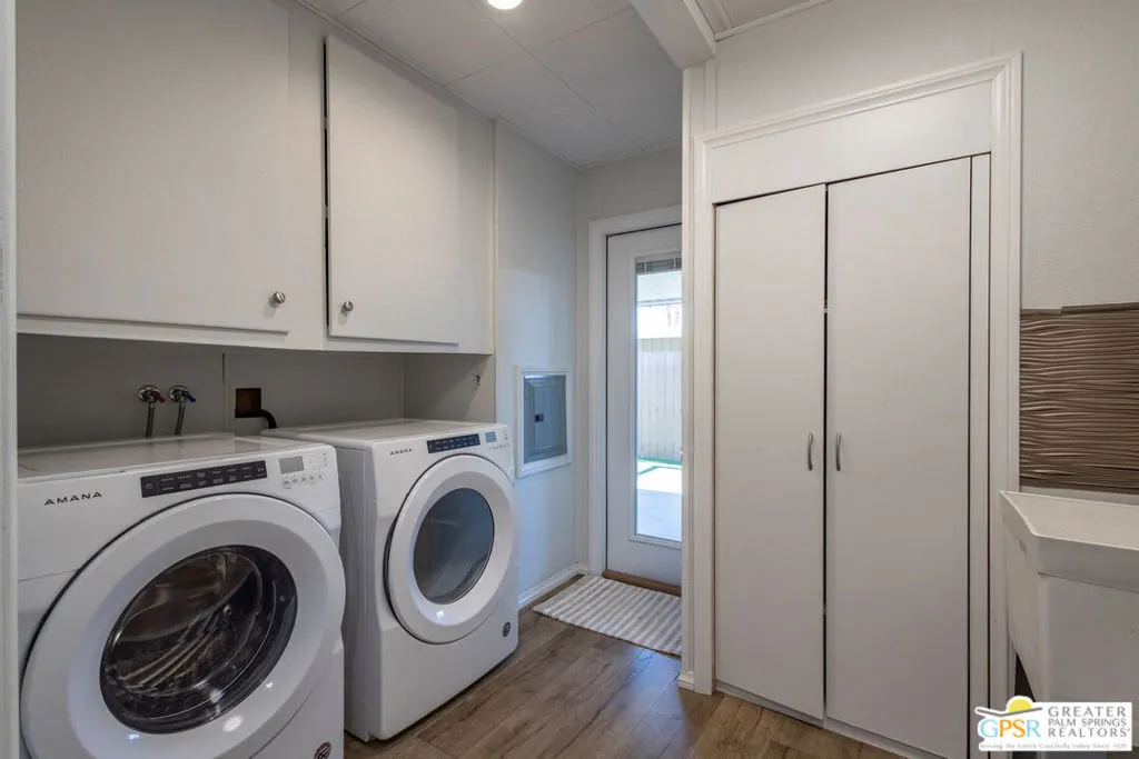 Cathedral City, California 92234, United States, 2 Bedrooms Bedrooms, ,2 BathroomsBathrooms,Residential,Active,23467