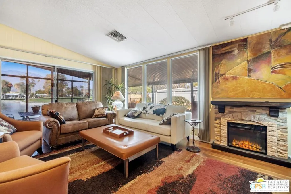 Cathedral City, California 92234, United States, 2 Bedrooms Bedrooms, ,2 BathroomsBathrooms,Residential,Active,10625