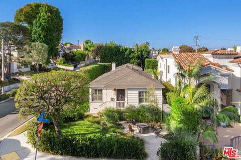 A home in Manhattan Beach