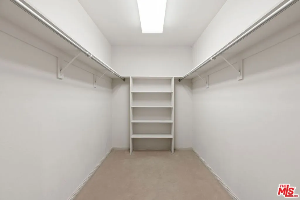 Los Angeles, California 90067, United States, 2 Bedrooms Bedrooms, ,4 BathroomsBathrooms,Residential,Active,96631