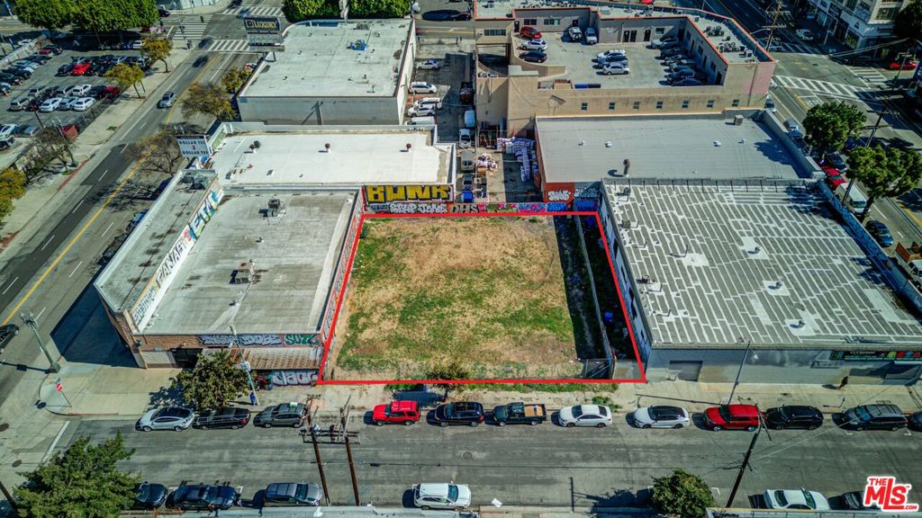 Properties 1 109 W 14th Place
