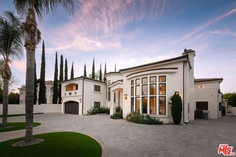 A home in Tarzana