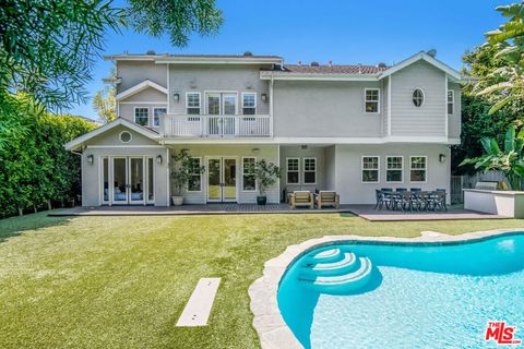 A home in Studio City