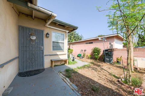 A home in El Monte