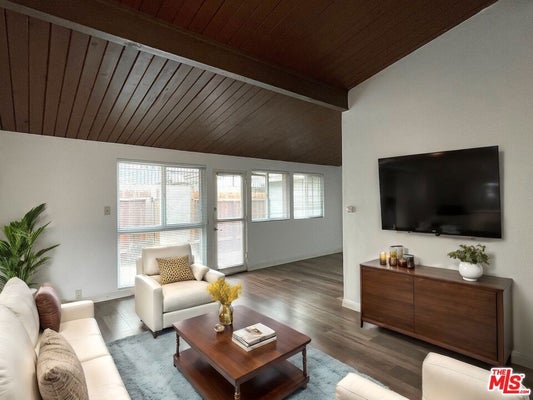 4419 W ROSECRANS AVE, HAWTHORNE, CA 90250 - Image fa5690c7b2b45b5f1cdb6ed0b4a4c9b4/3904195759