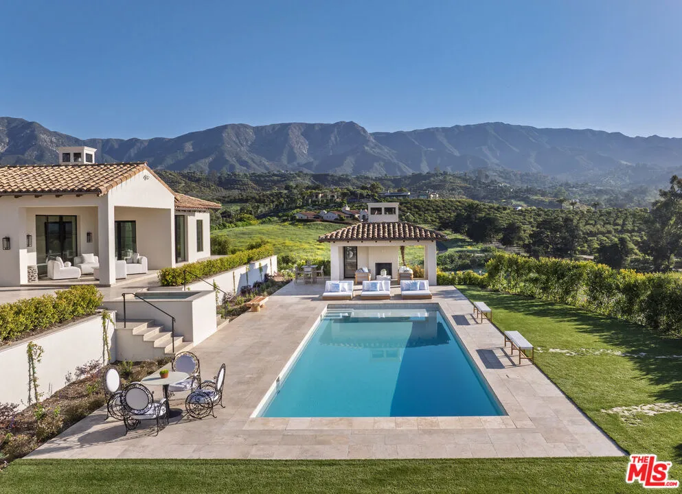 Summerland, California 93067, United States, 6 Bedrooms Bedrooms, ,9 BathroomsBathrooms,Residential,Active,136685