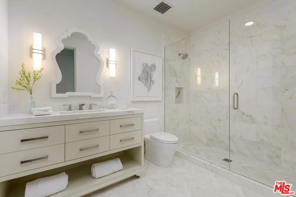 Summerland, California 93067, United States, 6 Bedrooms Bedrooms, ,9 BathroomsBathrooms,Residential,Active,136685