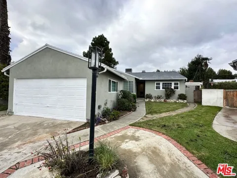 MLS: 25514515