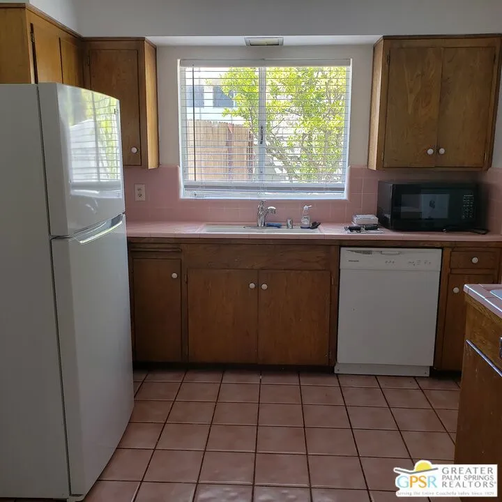 Palm Springs, California 92262, United States, 3 Bedrooms Bedrooms, ,2 BathroomsBathrooms,Residential,Active,26614