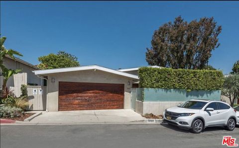 A home in Sherman Oaks