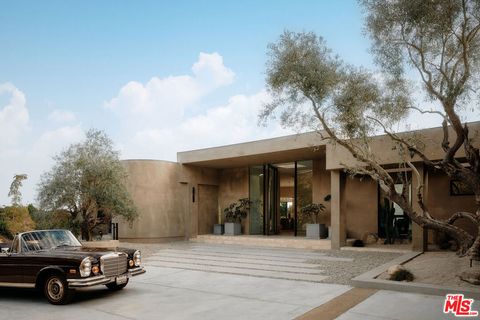 1705 Carla Ridge Beverly Hills CA 90210