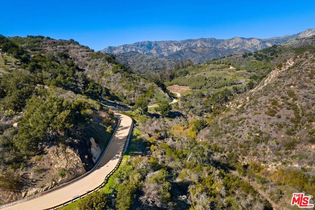 Carpinteria, California 93013, United States, ,Land,Active,2052