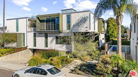 A home in Manhattan Beach