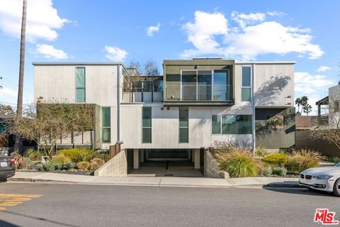 A home in Manhattan Beach