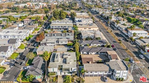 A home in Manhattan Beach