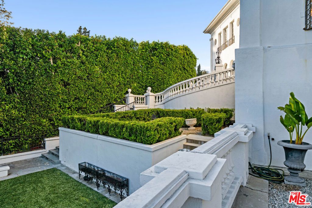 listing image 52