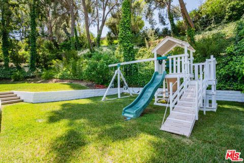 A home in Tarzana