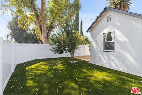 A home in Reseda