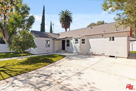 A home in Reseda