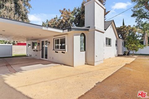 A home in Reseda